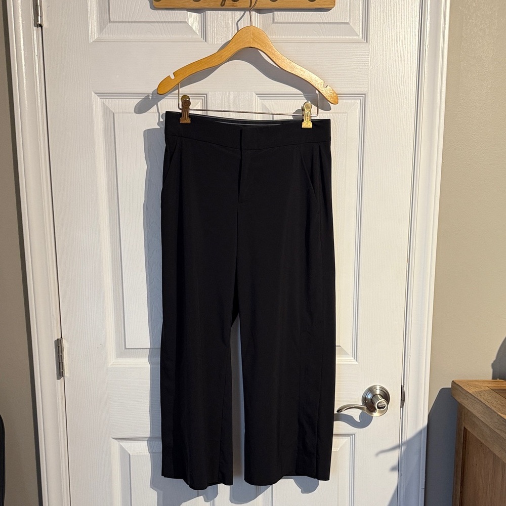Athleta Wide-Leg cropped Pants